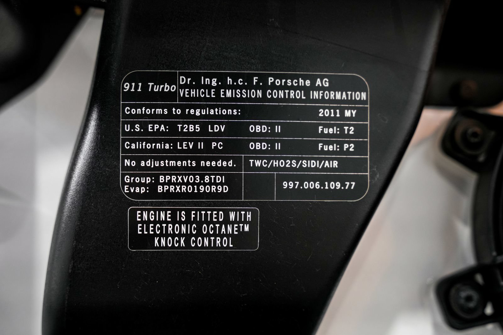 Used 2011 Porsche 911 Turbo S AWD/4WD image 50