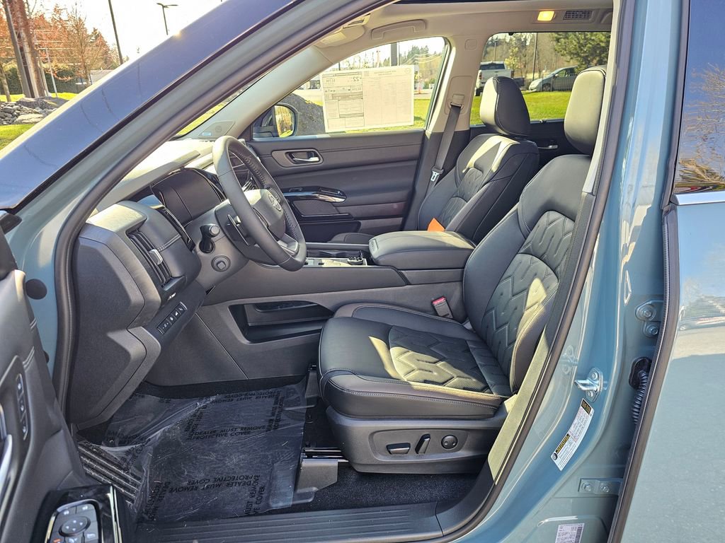 New 2026 Nissan Pathfinder Platinum AWD/4WD image 20
