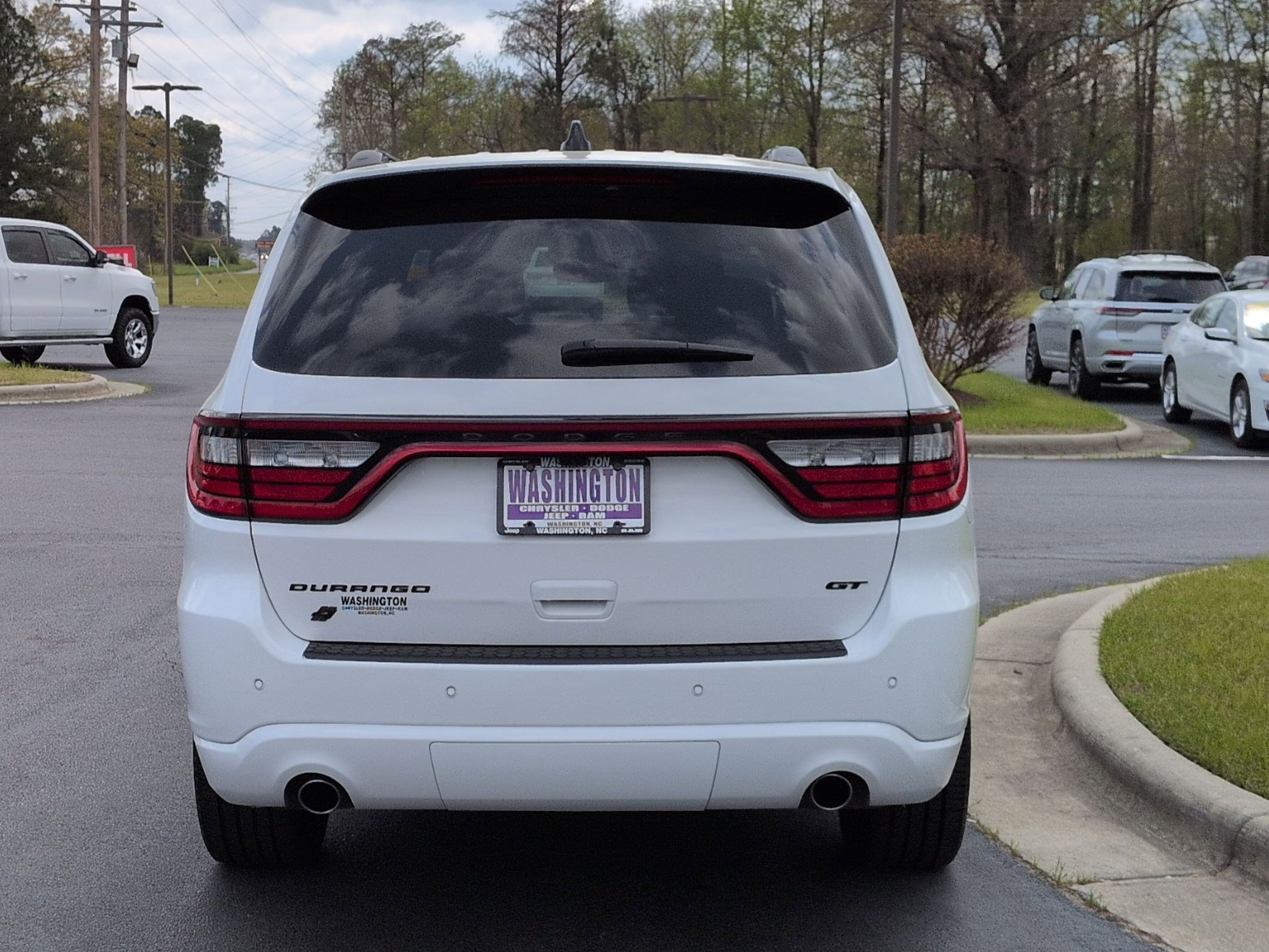 Certified 2025 Dodge Durango GT w/ Blacktop Package AWD/4WD image 6