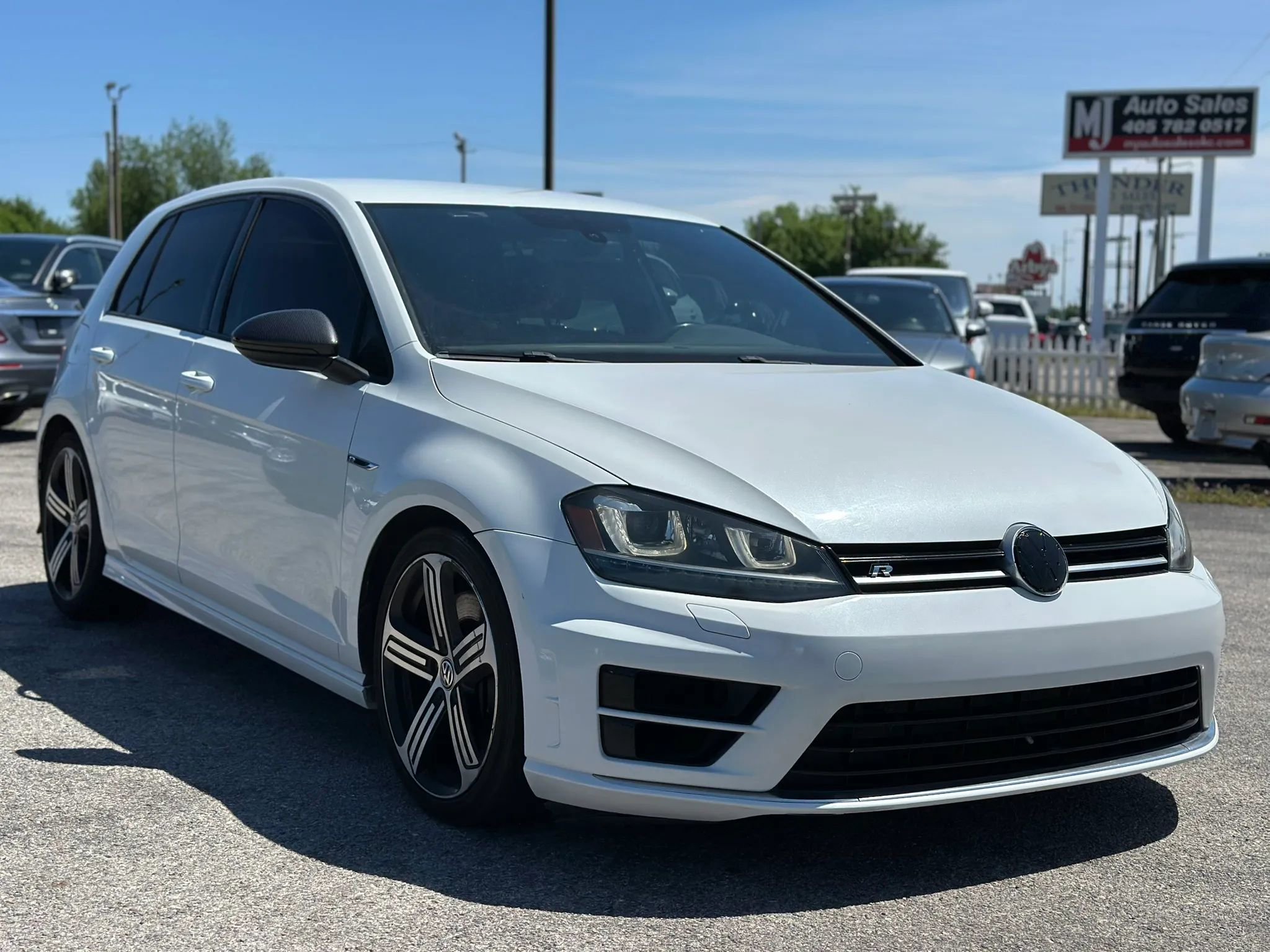 Used 2016 Volkswagen Golf R 4-Door AWD/4WD image 4