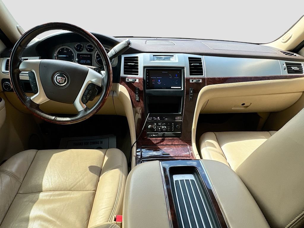 Used 2014 Cadillac Escalade Luxury AWD/4WD image 26