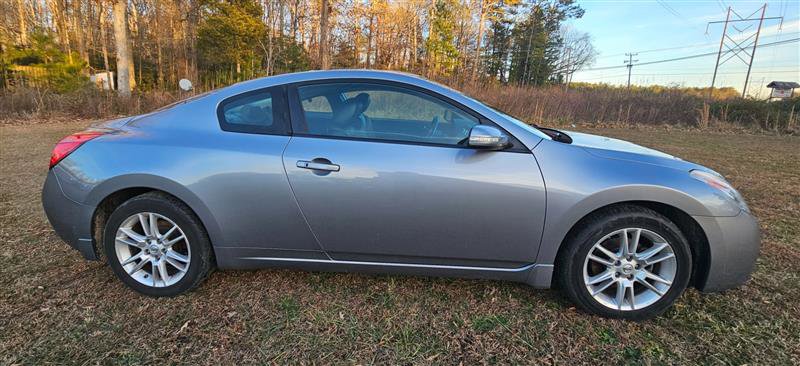 Used 2008 Nissan Altima 3.5 SE w/ Premium Pkg image 6