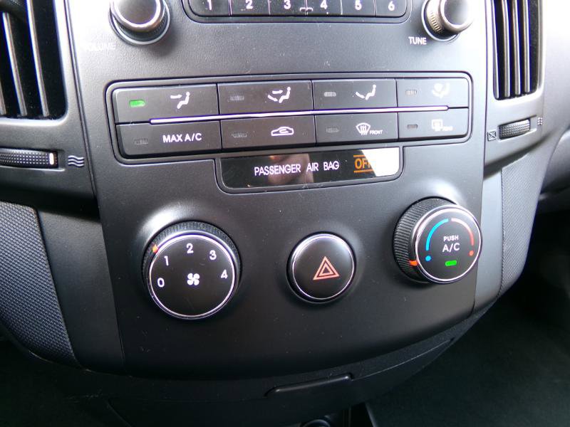 Used 2012 Hyundai Elantra GLS image 14