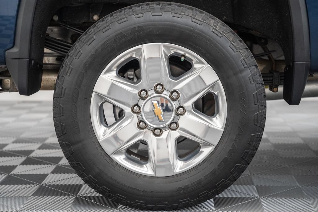 Used 2021 Chevrolet Silverado 3500 LTZ w/ LTZ Premium Package AWD/4WD image 23