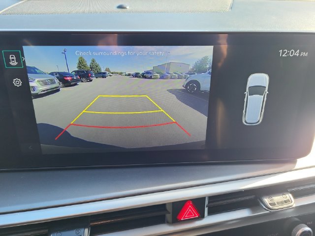 Certified 2024 Kia Sorento S w/ Panoramic Sunroof Package AWD/4WD image 25