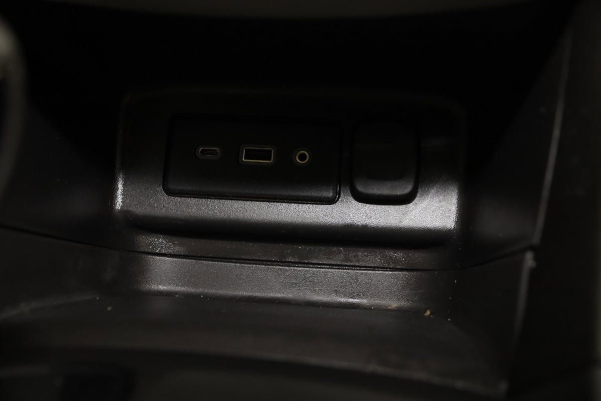 Used 2023 Chevrolet Equinox LT image 25
