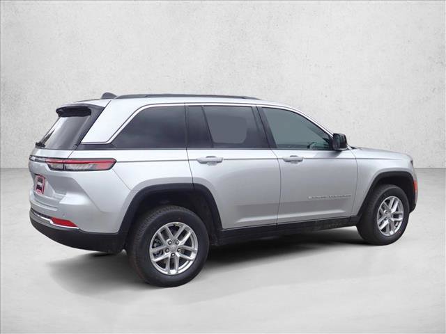 New 2026 Jeep Grand Cherokee Laredo X image 4