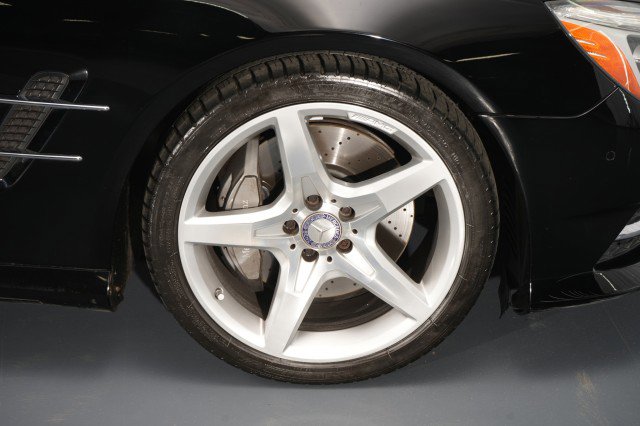 Used 2014 Mercedes-Benz SL 550 image 30