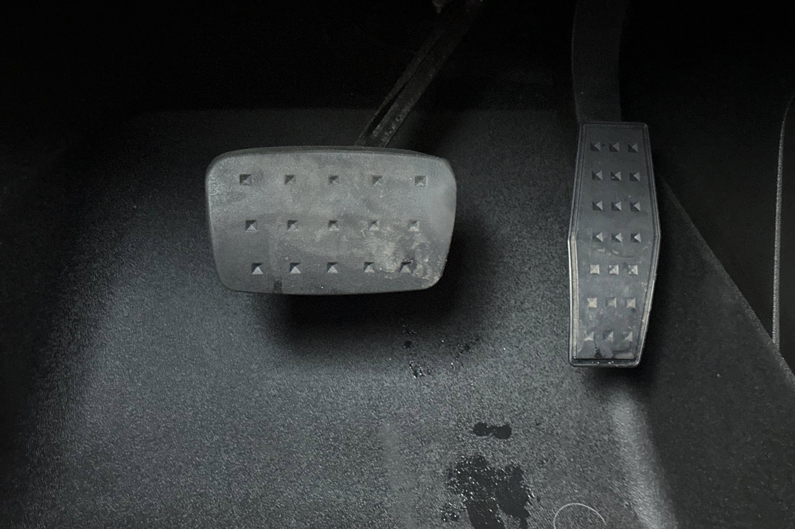 Used 2022 GMC Acadia AT4 w/ Technology Package image 48