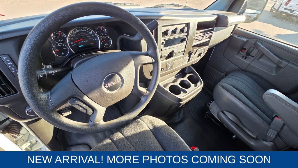 Used 2024 GMC Savana 2500 w/ Driver Convenience Package image 12