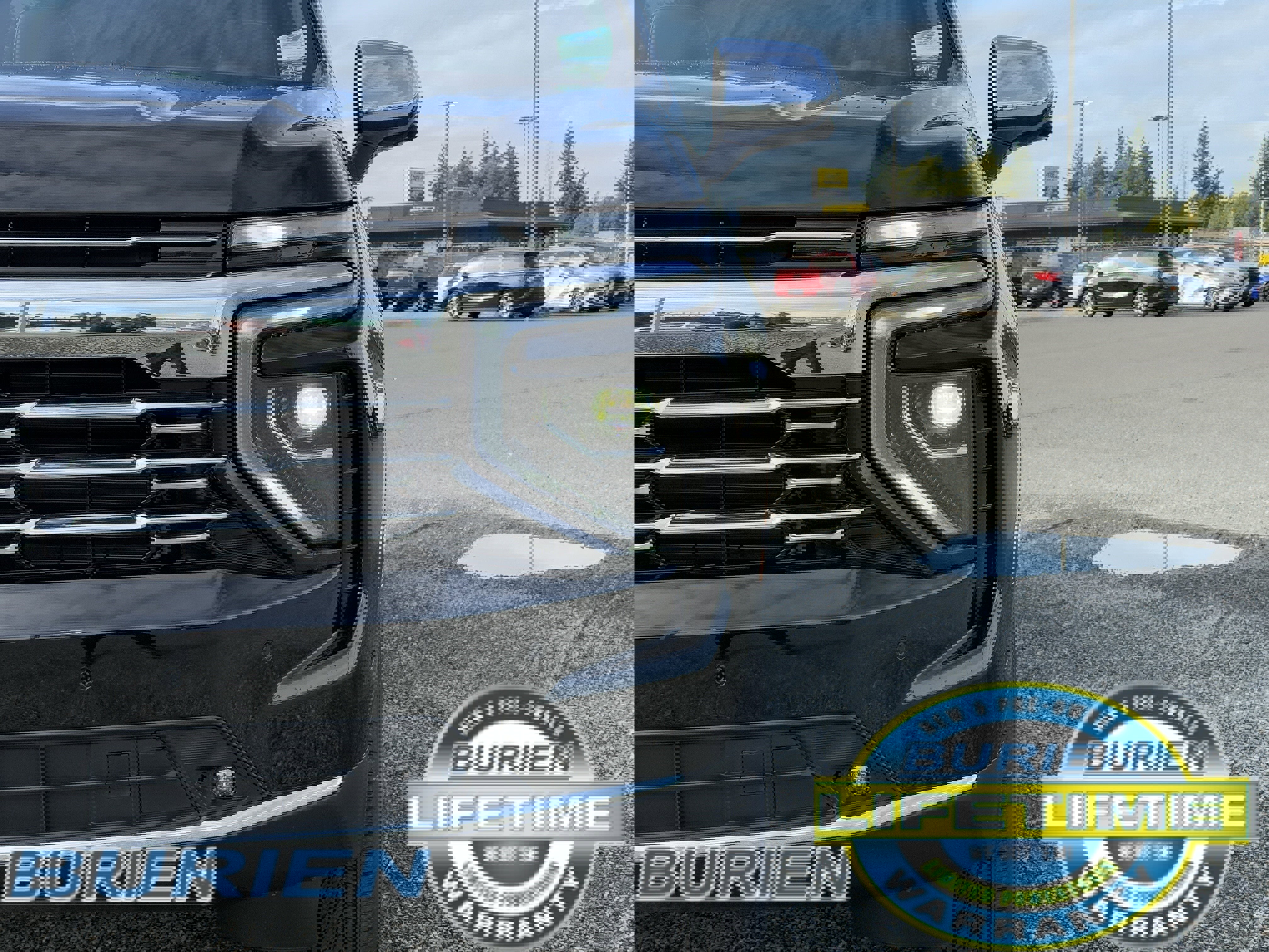 New 2026 Chevrolet Suburban Premier image 40