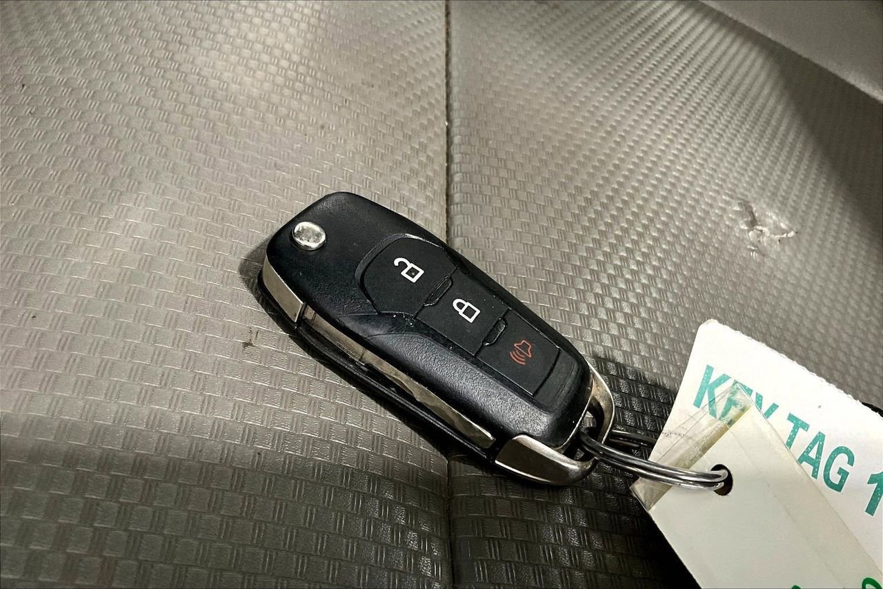 Used 2016 Ford F150 XL w/ Equipment Group 101A Mid image 19