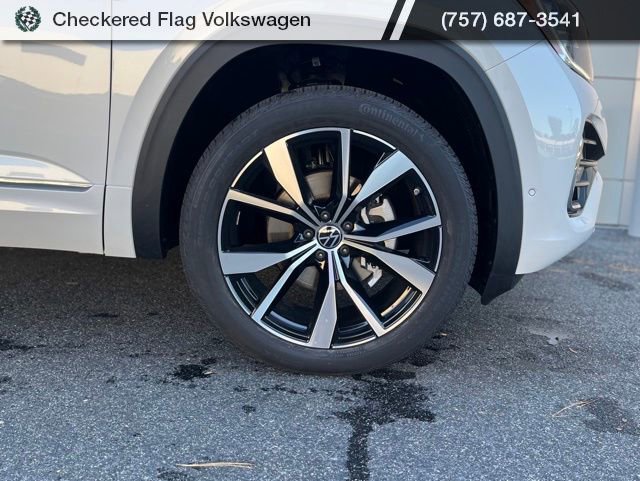 New 2026 Volkswagen Atlas Cross Sport SEL Premium R-Line image 4