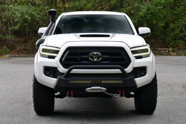 Used 2020 Toyota Tacoma TRD Sport image 5