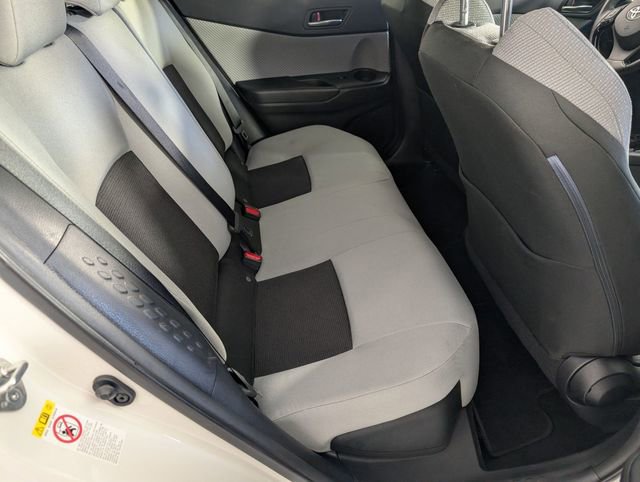 Used 2019 Toyota C-HR XLE FWD image 27