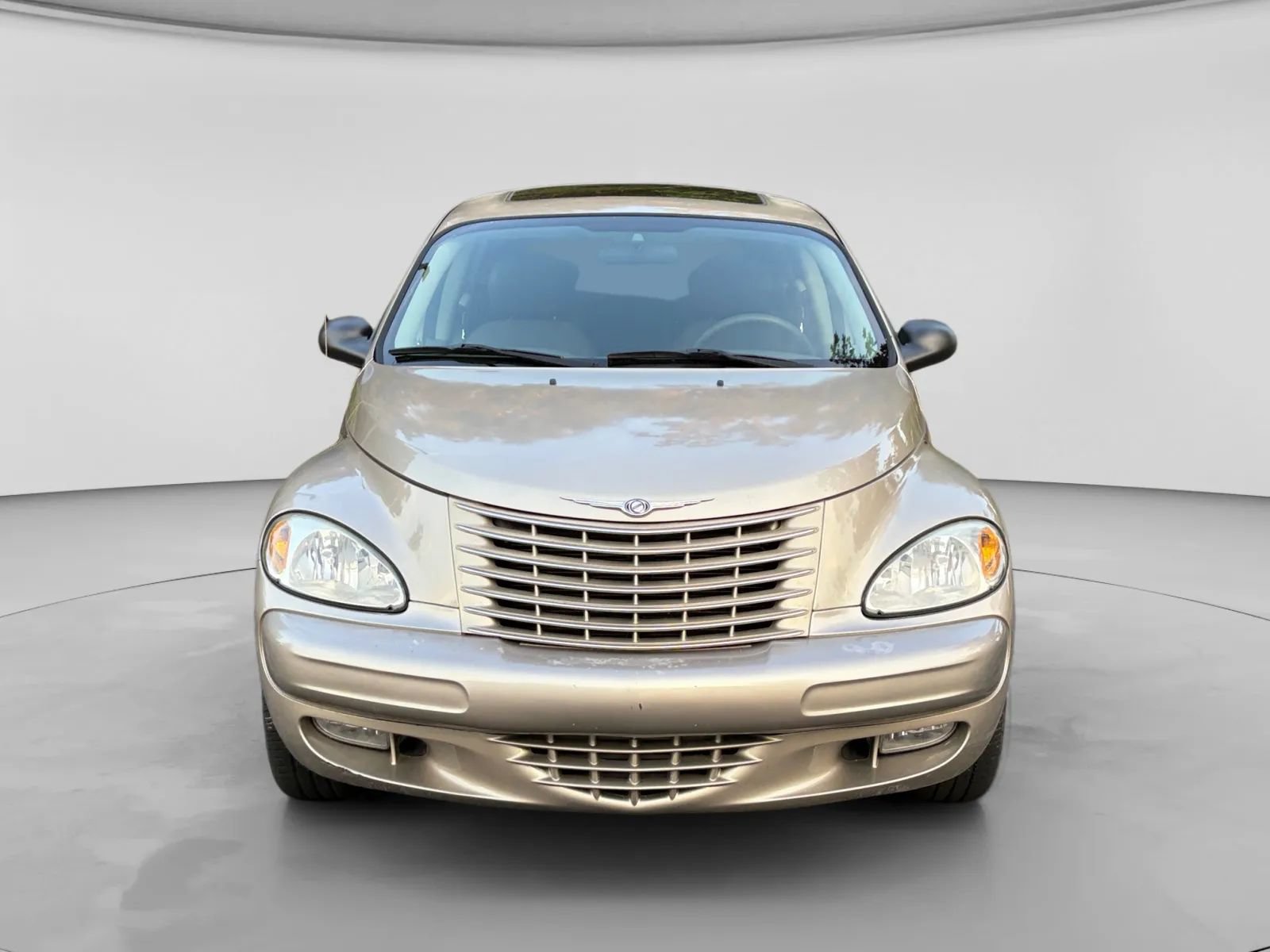 Used 2005 Chrysler PT Cruiser Limited FWD image 8
