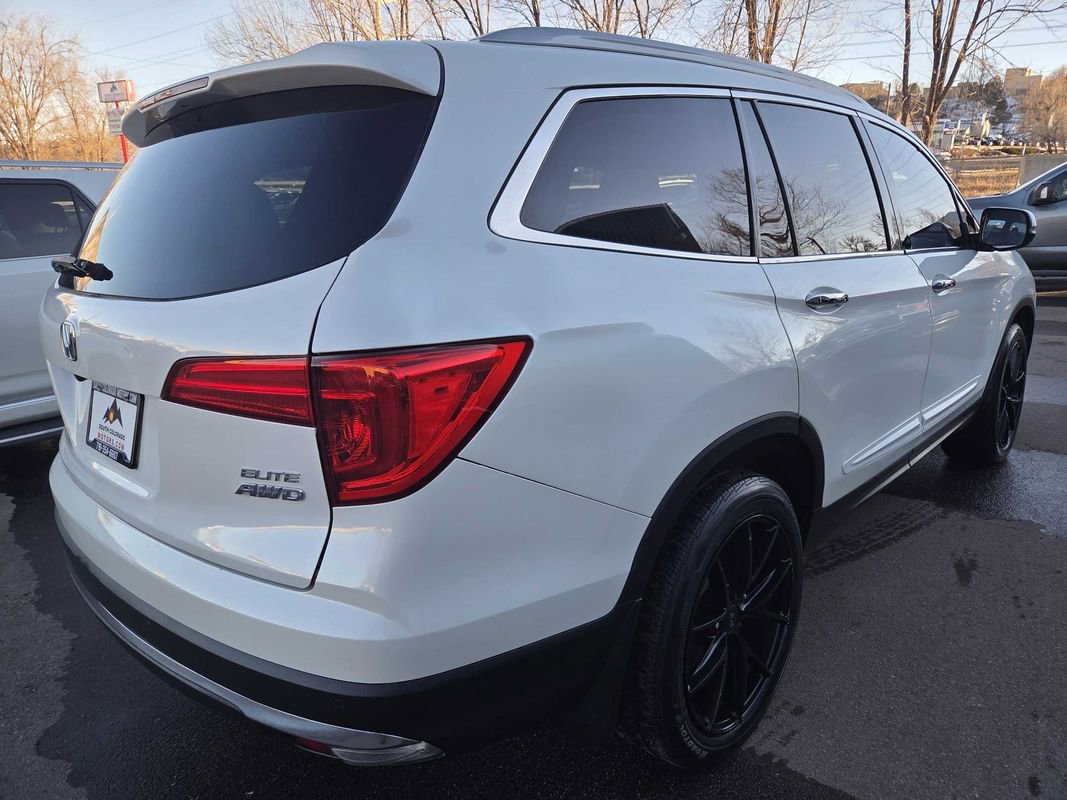 Used 2018 Honda Pilot Elite image 7
