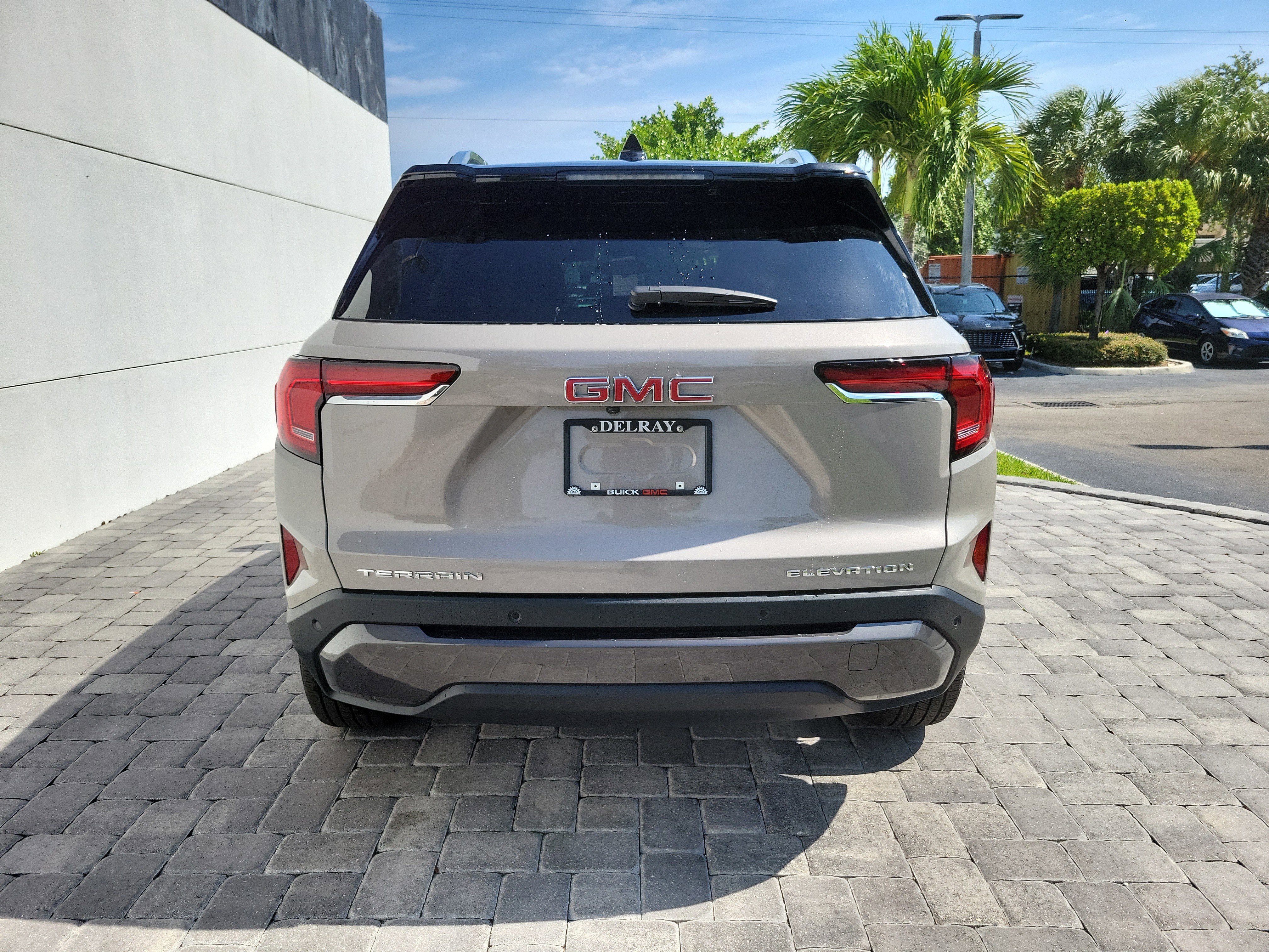 New 2026 GMC Terrain Elevation w/ Elevation Premium Package FWD image 5