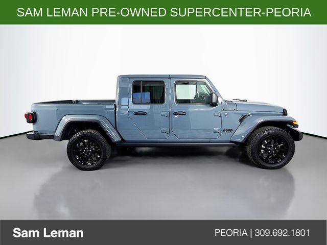 Used 2025 Jeep Gladiator Sport image 8