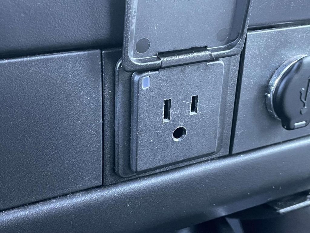 Used 2017 Chevrolet Express 3500 LT w/ LT Preferred Equipment Group image 28