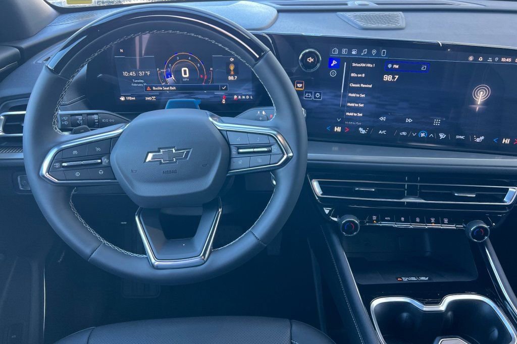 New 2026 Chevrolet Traverse LT w/ Enhanced Driving Package image 11