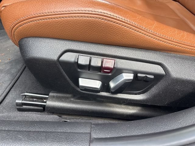Used 2017 BMW 330i Sedan RWD image 26