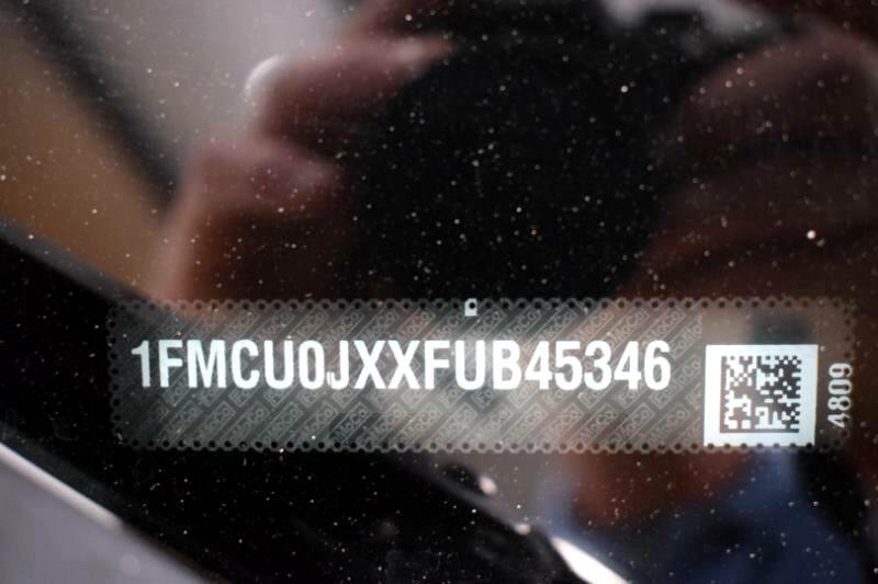 Used 2015 Ford Escape Titanium image 21