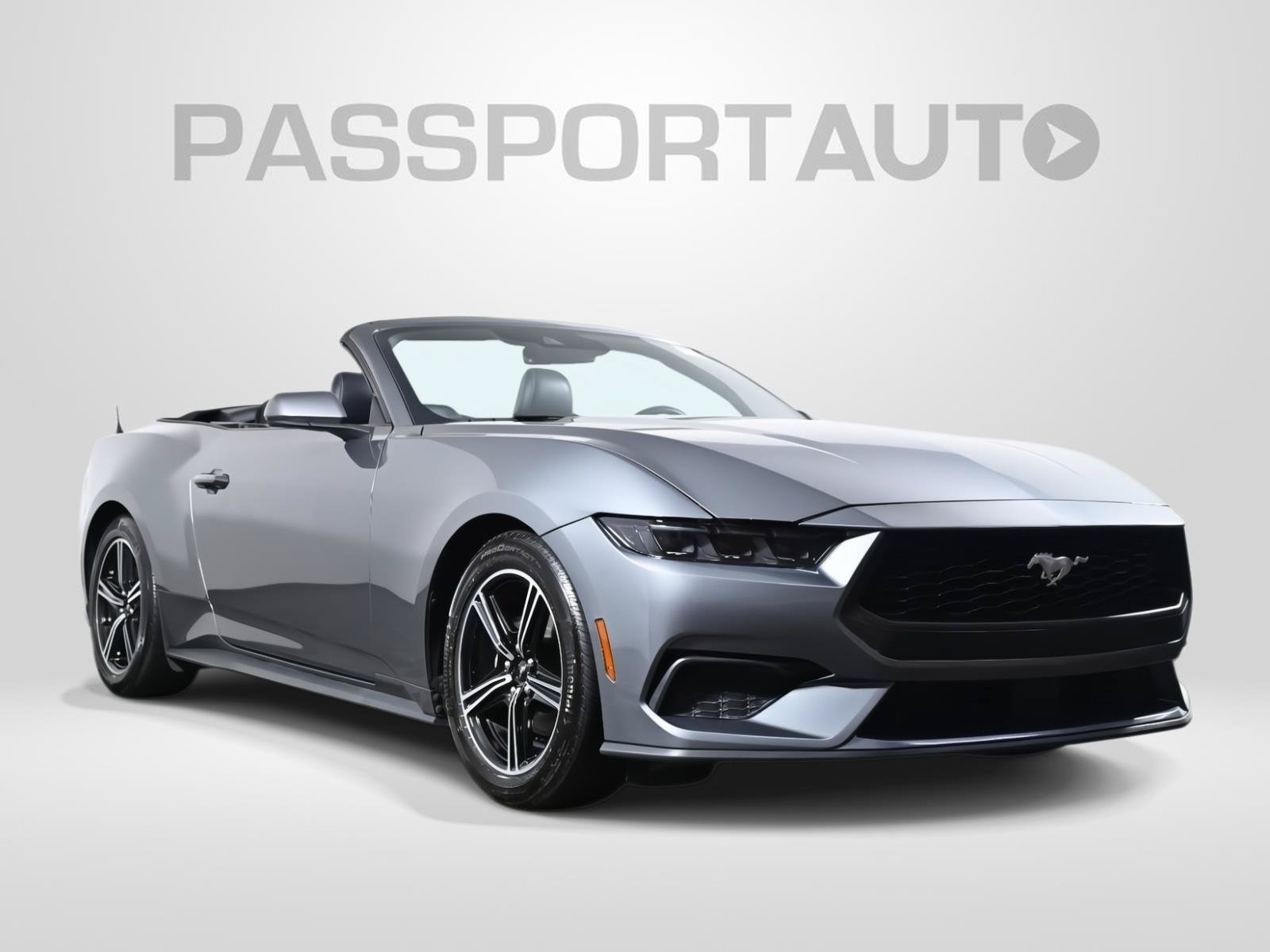 Used 2025 Ford Mustang Premium RWD image 3