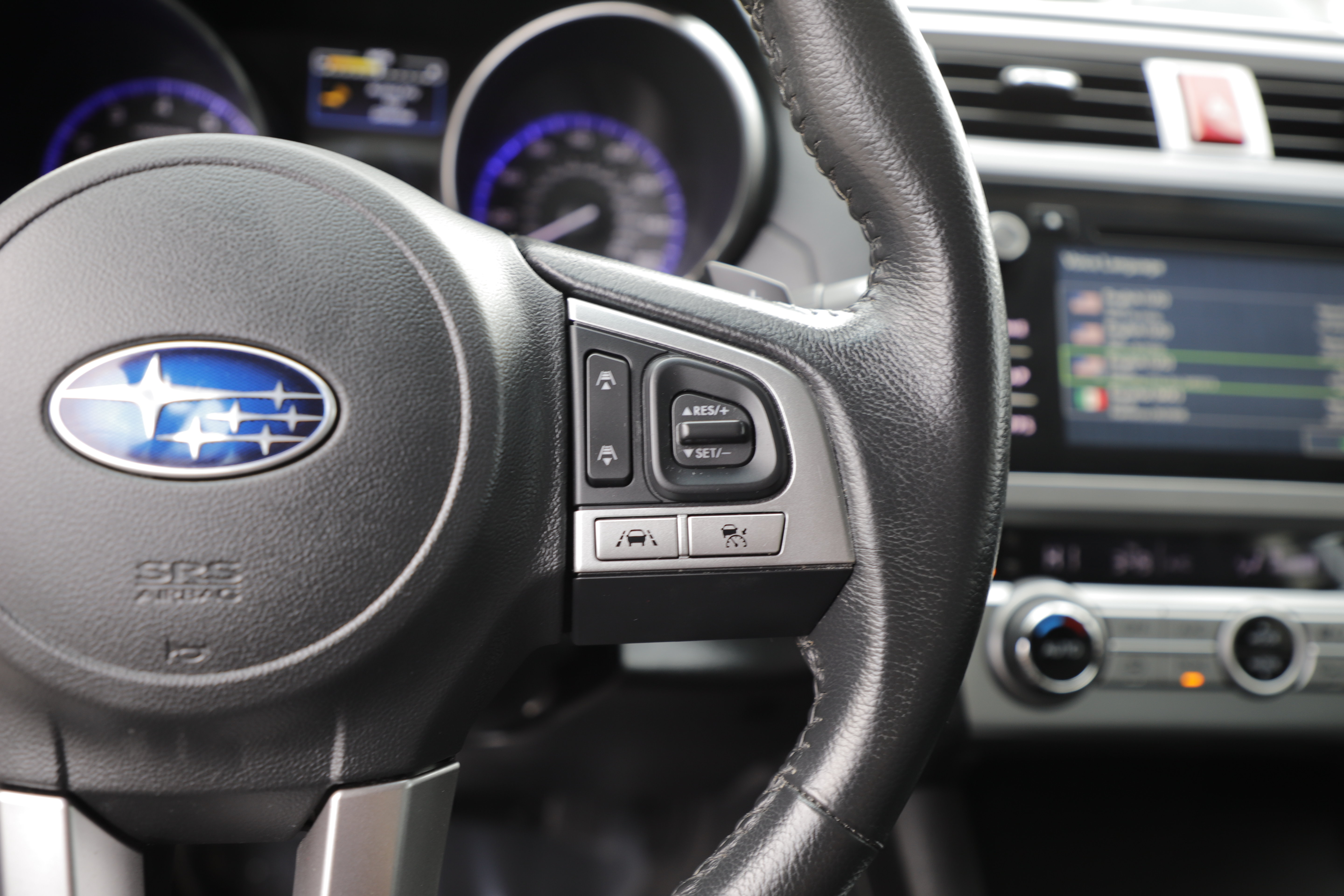Used 2017 Subaru Legacy 3.6R Limited AWD/4WD image 22