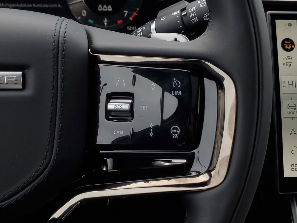 New 2026 Land Rover Range Rover Velar Dynamic SE image 21