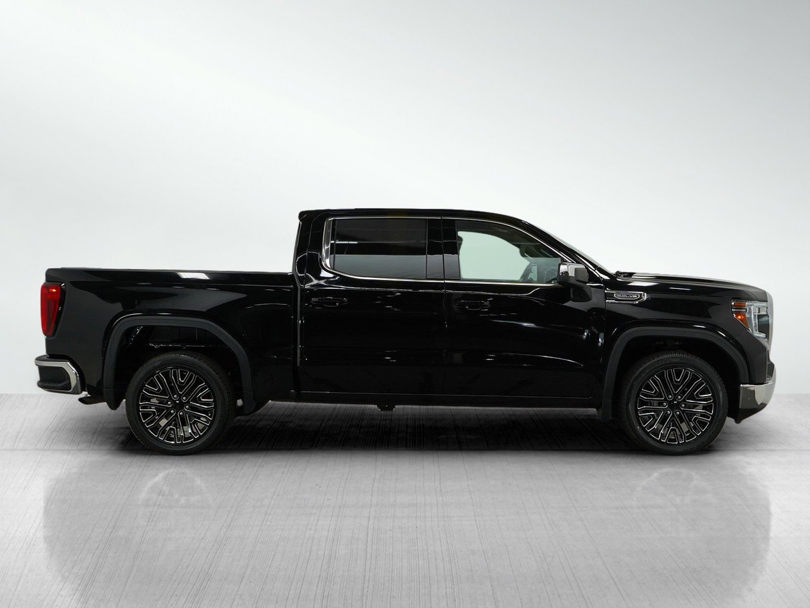 Used 2019 GMC Sierra 1500 SLE image 6