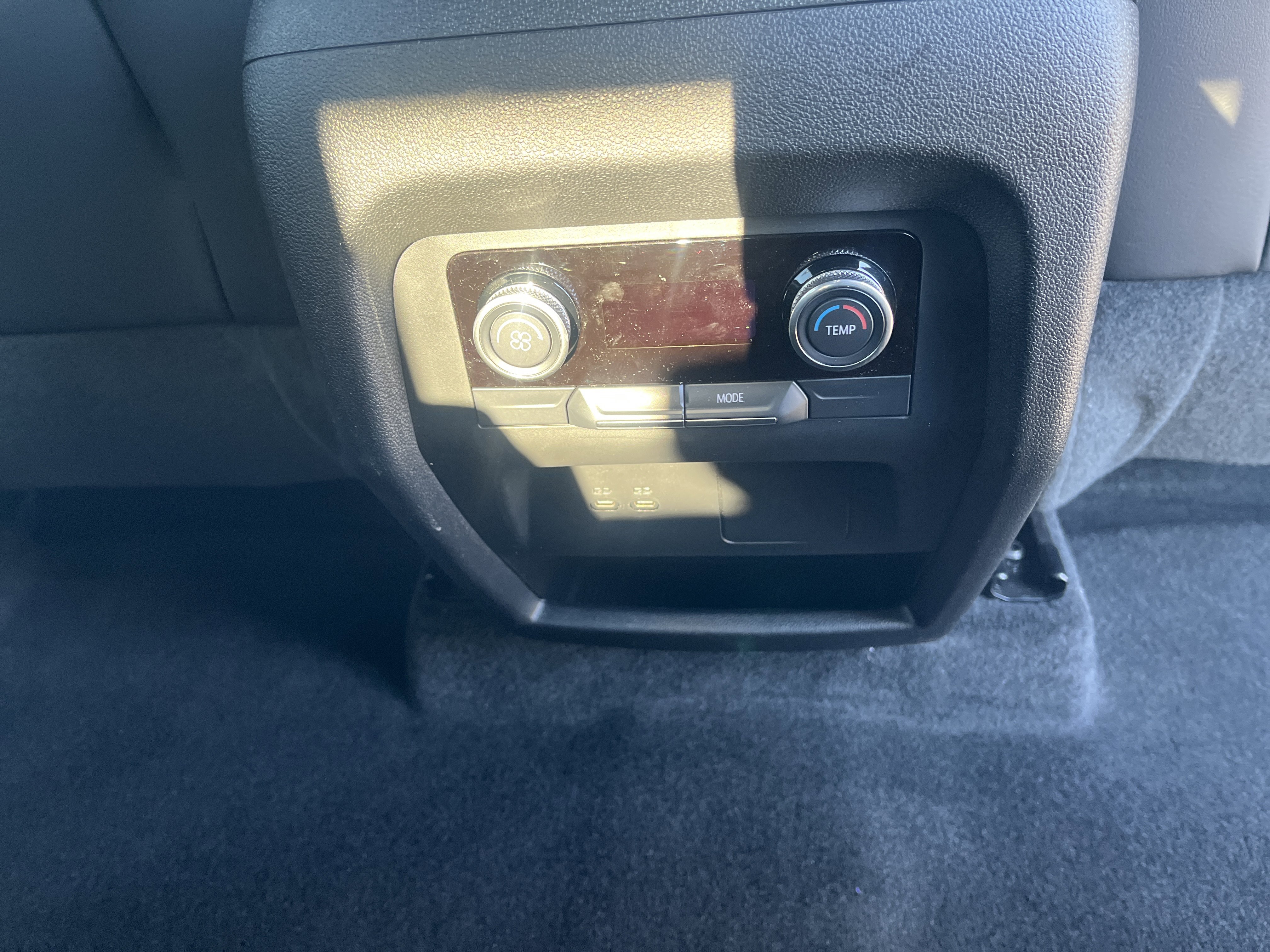 Used 2025 Buick Enclave Preferred image 17