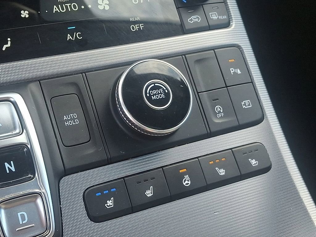 Used 2024 Hyundai Palisade Calligraphy image 25