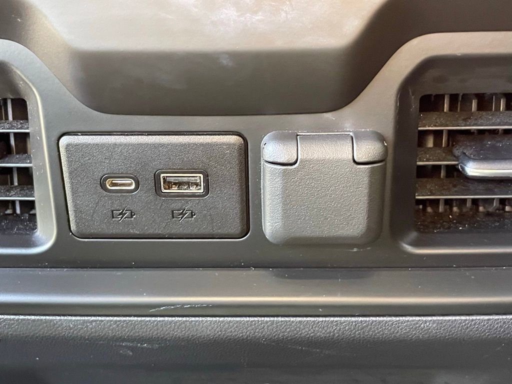 Certified 2021 Chevrolet Silverado 1500 LT Trail Boss w/ Convenience Package II image 31