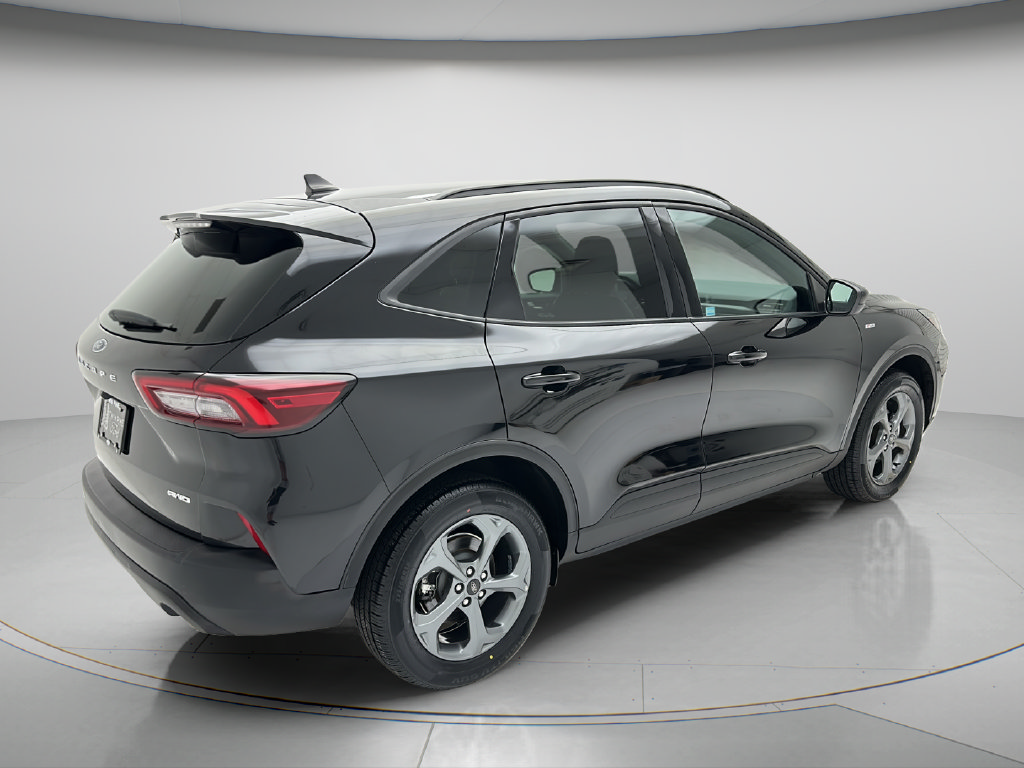 Used 2025 Ford Escape ST-Line AWD/4WD image 5