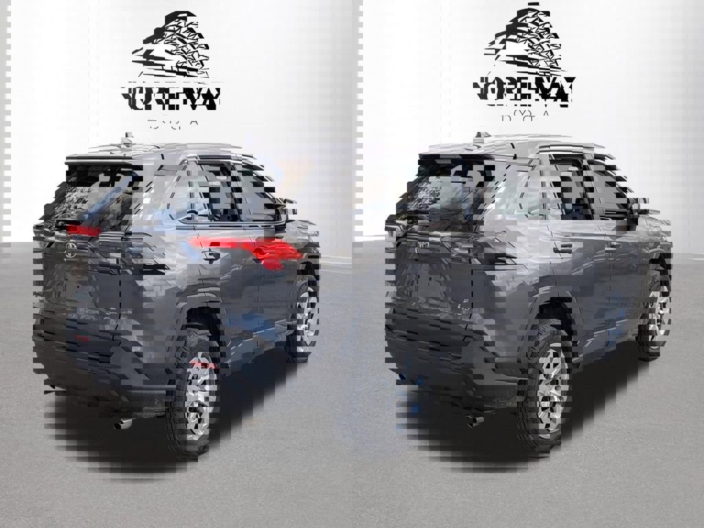 Used 2023 Toyota RAV4 LE image 4