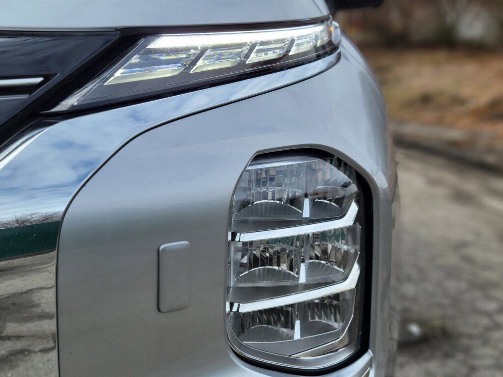 Used 2023 Mitsubishi Outlander SEL image 10