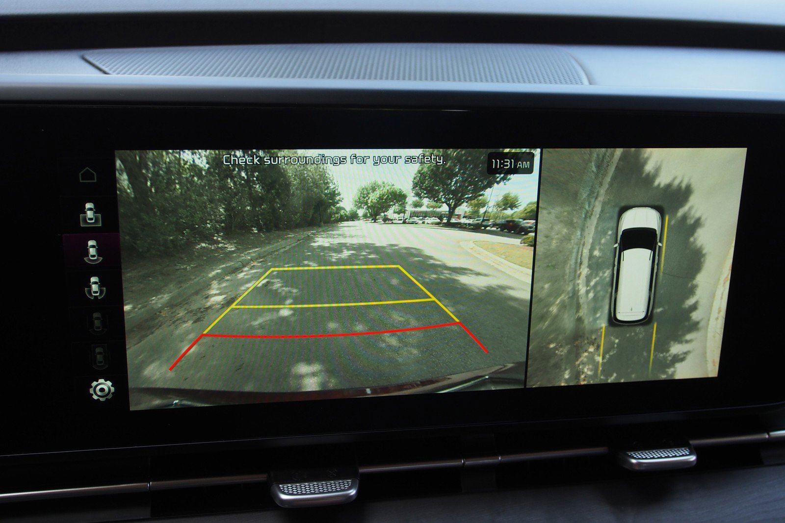 Used 2023 Kia Carnival SX FWD image 32