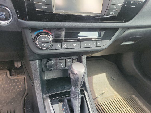 Used 2015 Toyota Corolla LE Premium FWD image 10
