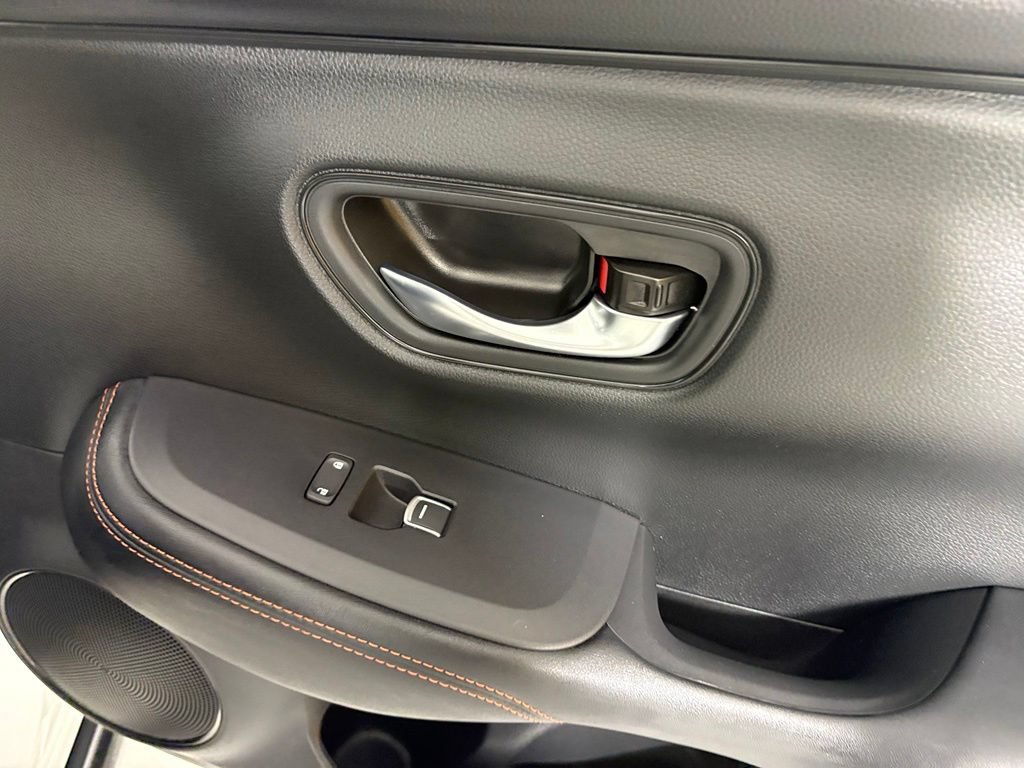 Used 2025 Honda HR-V Sport image 13