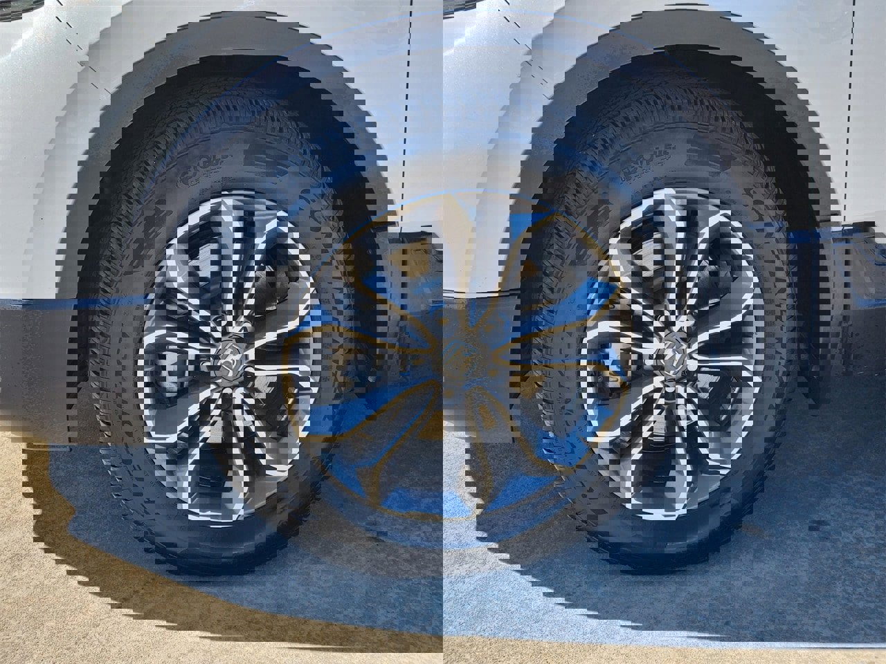 Used 2022 Honda CR-V EX-L image 11