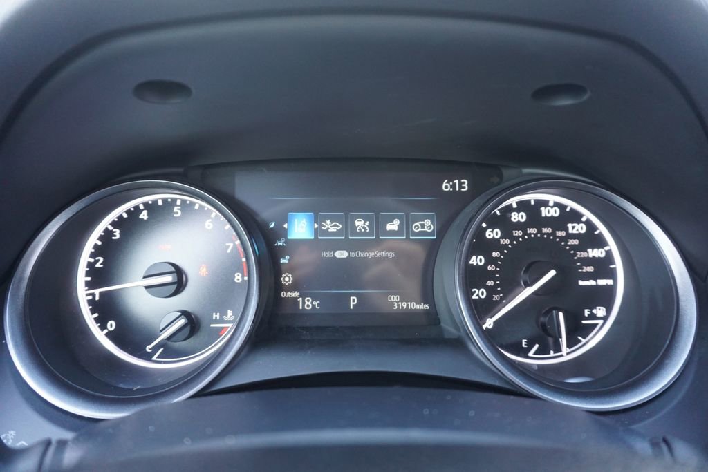 Used 2024 Toyota Camry SE image 5