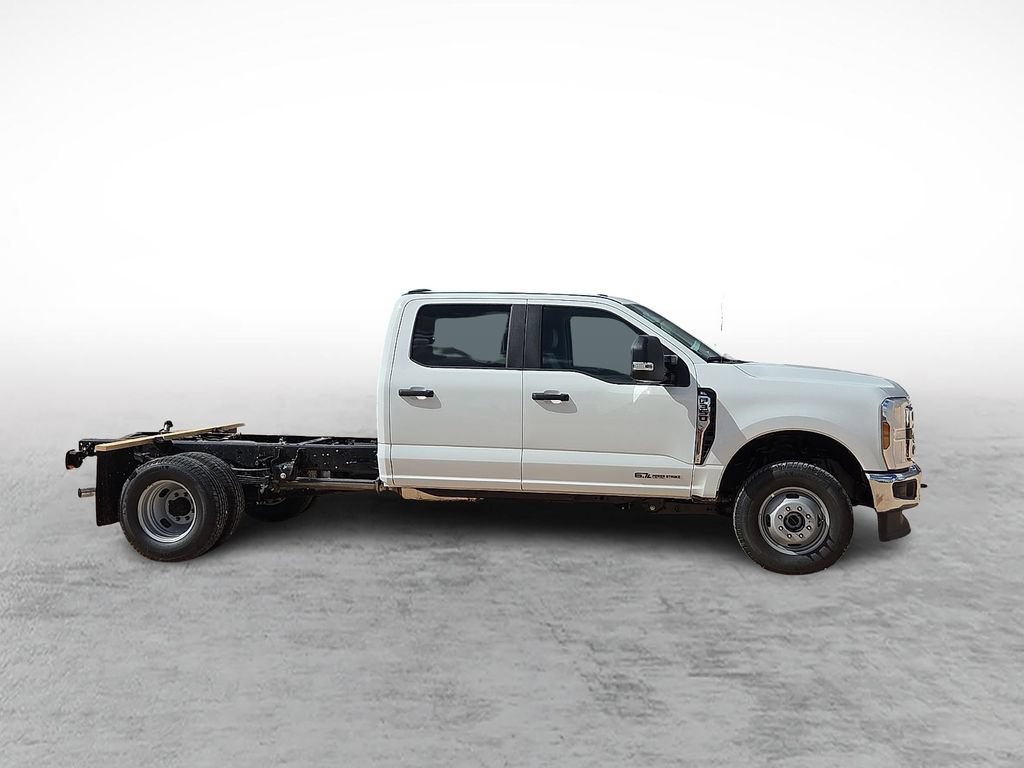 New 2026 Ford F350 XL w/ XL Chrome Package AWD/4WD image 12