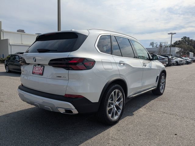 New 2026 BMW X5 sDrive40i image 4