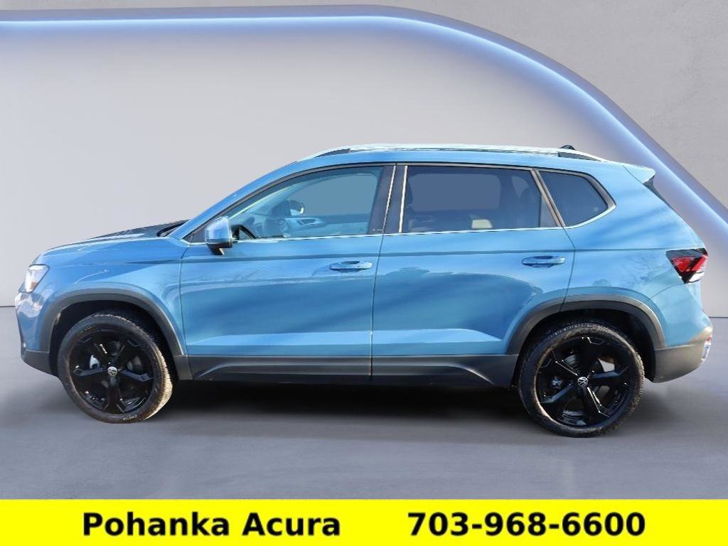 Used 2025 Volkswagen Taos SEL AWD/4WD image 4