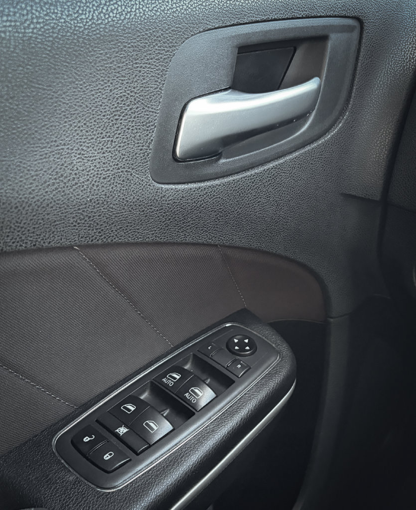 Used 2020 Dodge Charger GT RWD image 5