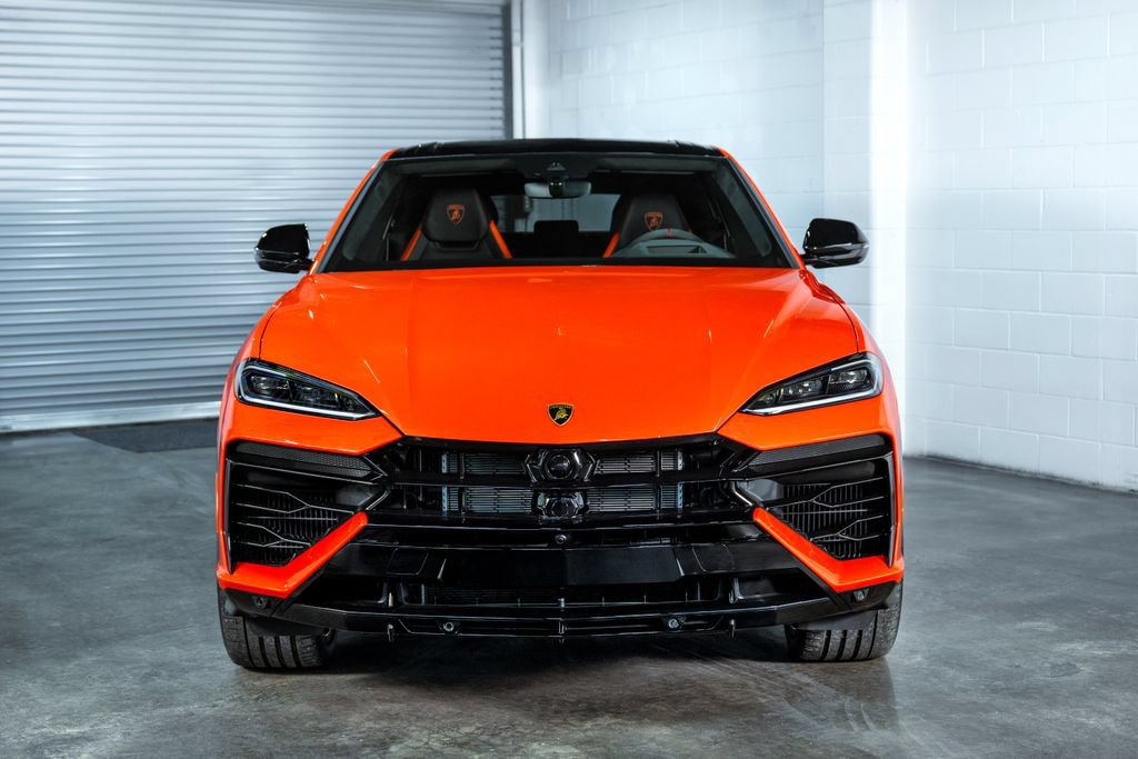 Used 2025 Lamborghini Urus SE AWD/4WD image 7