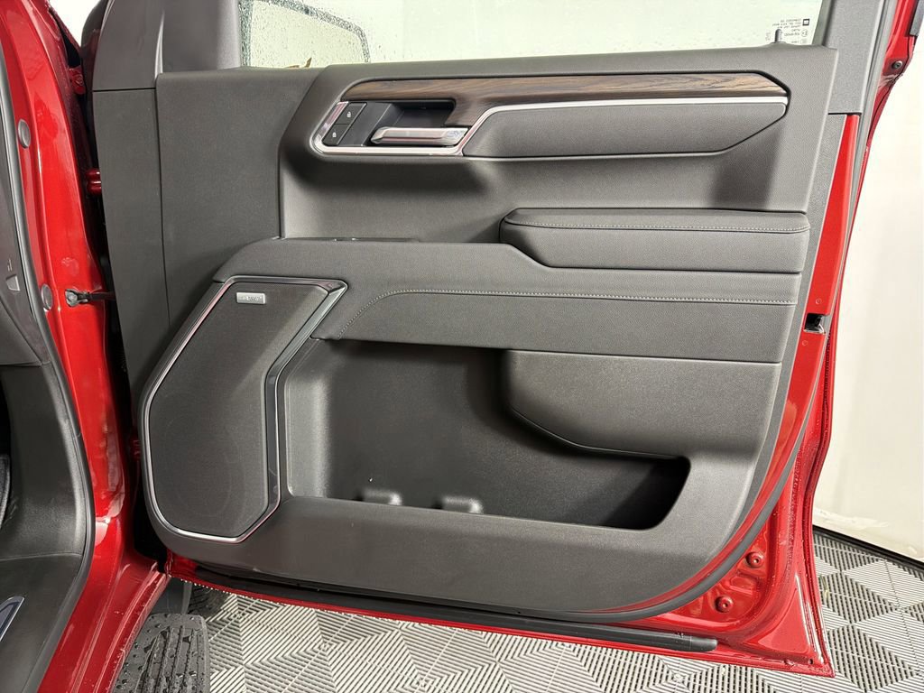 New 2026 GMC Sierra 1500 SLT w/ SLT Premium Plus Package image 12