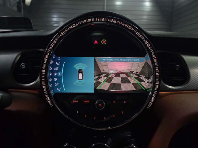 Used 2022 MINI Cooper John Cooper Works w/ Driver Assistance Package FWD image 25
