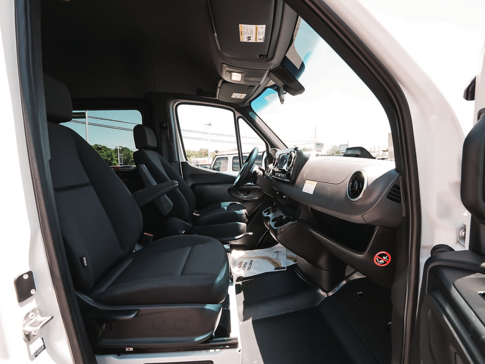 Used 2026 Mercedes-Benz Sprinter 2500 image 27